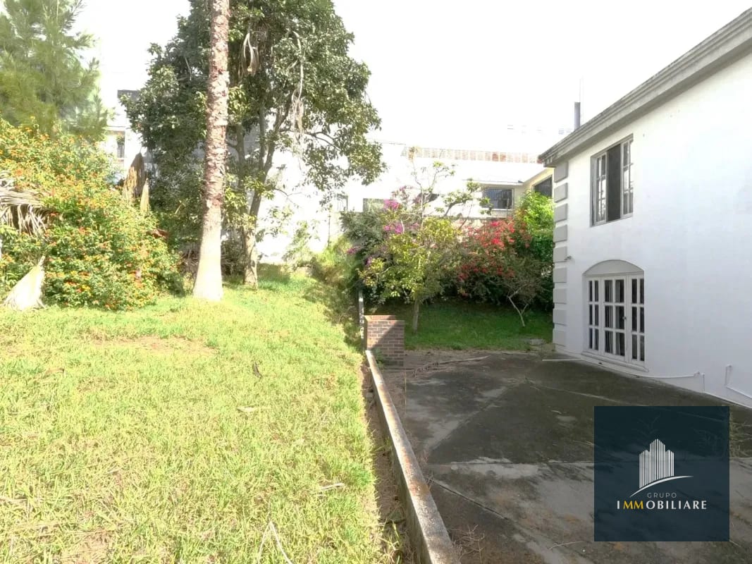Casa para Restaurante con Jardín y Parqueo Bulevar las colinas, San Cristobal — Casa en Alquiler en Zona 8 Mixco, Guatemala, Ciudad — foto 9 de 17