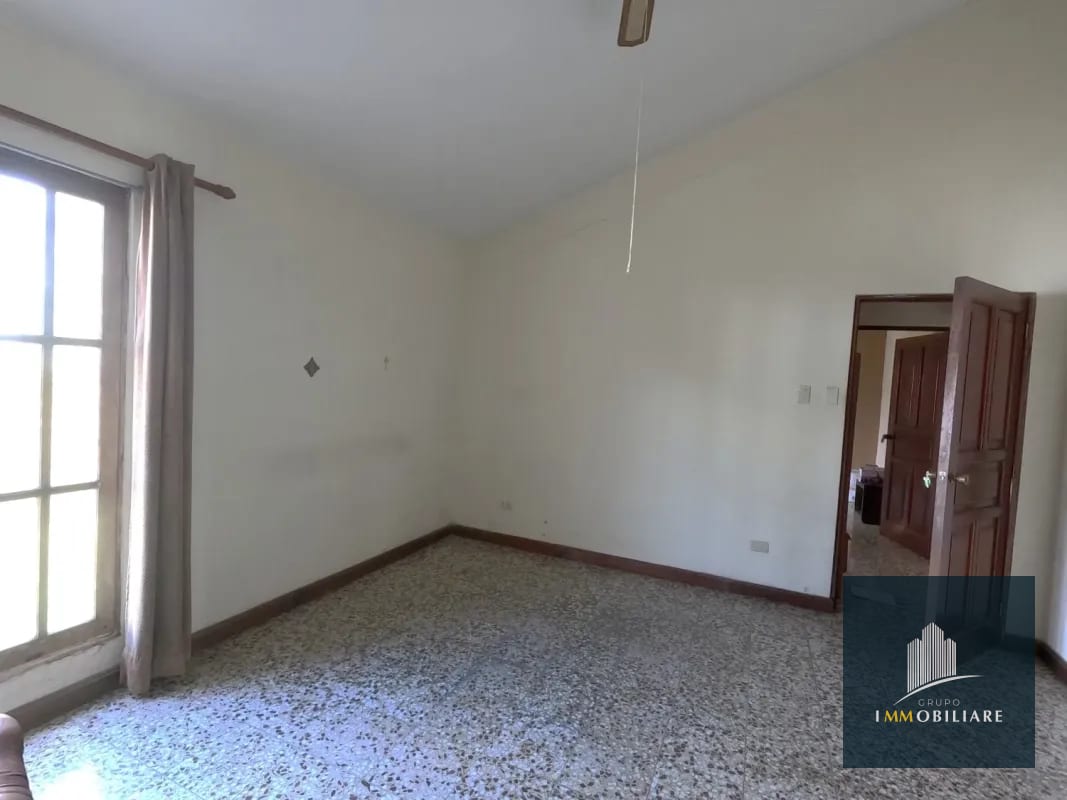 Casa para Restaurante con Jardín y Parqueo Bulevar las colinas, San Cristobal — Casa en Alquiler en Zona 8 Mixco, Guatemala, Ciudad — foto 7 de 17
