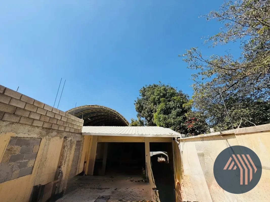 ALQUILER DE AMPLIA PROPIEDAD COMERCIAL - BOCA DEL MONTE, VILLA CANALES — Bodega / Ofibodega en Alquiler en Villa Canales, Guatemala, Ciudad — foto 12 de 17