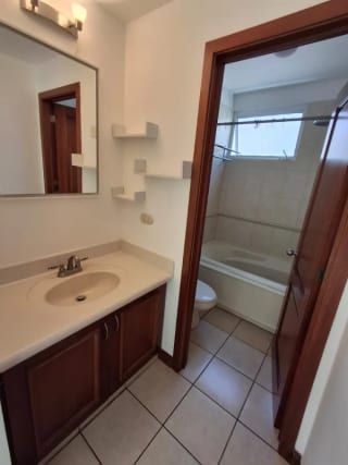 CASA en Venta - Portal del Bosque CAES — Casa en Venta en Portal del Bosque, Carretera a El Salvador, Guatemala, Ciudad — miniatura 8 de 17