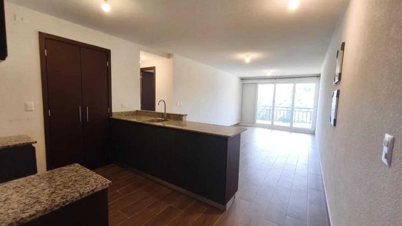 VENDO Apartamento Senderos, Zona 16 — Apartamento en Venta en senderos, Zona 16, Guatemala, Ciudad — foto 1 de 11