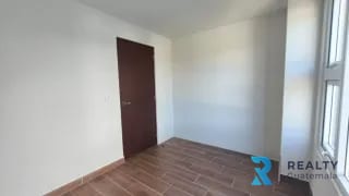 VENDO Apartamento Senderos, Zona 16 — Apartamento en Venta en senderos, Zona 16, Guatemala, Ciudad — miniatura 7 de 11
