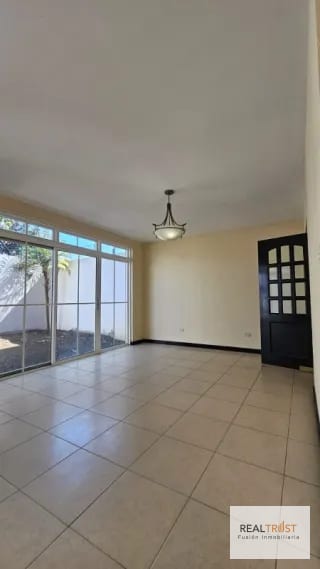 Casa en Venta  Residenciales Los Manantiales, Km. 19 Carretera a San José Pinula. — Casa en Venta en San José Pinula, Guatemala, Ciudad — miniatura 12 de 13