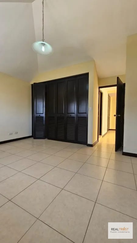 Casa en Venta  Residenciales Los Manantiales, Km. 19 Carretera a San José Pinula. — Casa en Venta en San José Pinula, Guatemala, Ciudad — foto 7 de 13