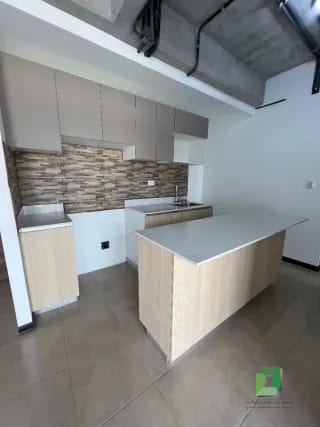 apartameto renta — Apartamento en Alquiler en Zona 4 Mixco, Guatemala, Ciudad — miniatura 3 de 17