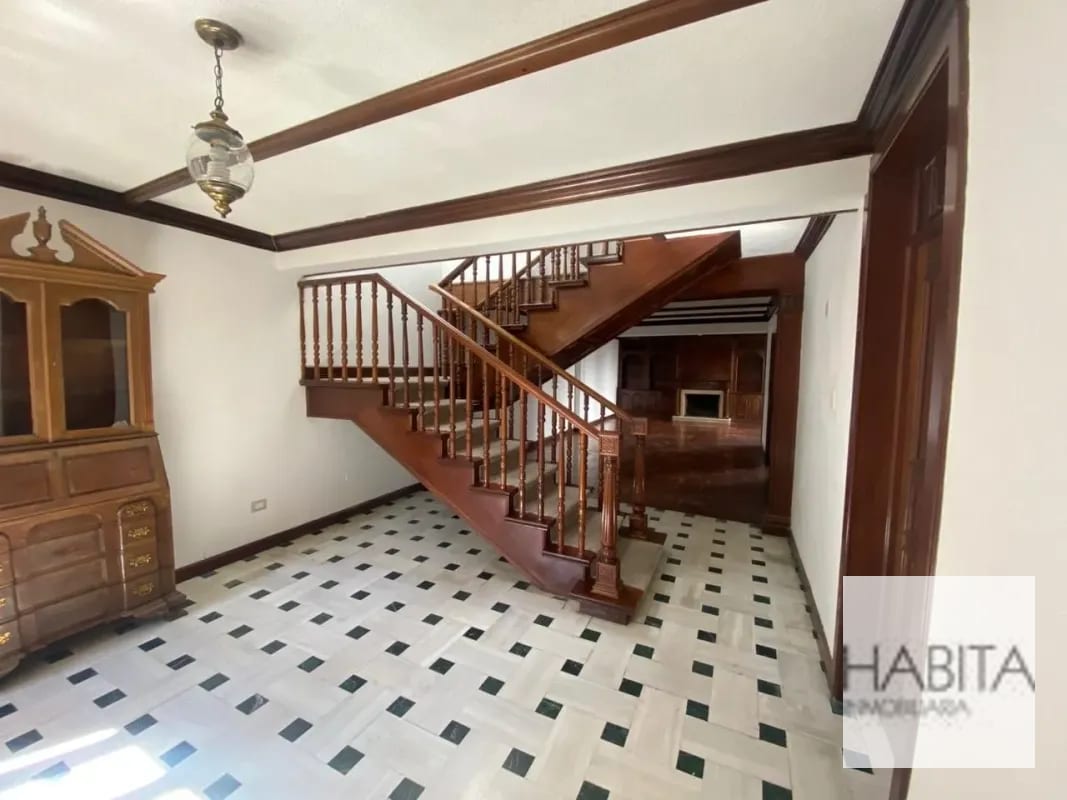 Casa en Venta en la Villa zona 14 — Casa en Venta en Zona 14, Guatemala, Ciudad — foto 4 de 12