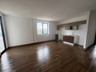 Apartamento en Venta | Vila Quince | Zona 15 VH2 | 2 habitaciones con balcón — Apartamento en Venta en Vila Quince, Zona 15, Guatemala, Ciudad — miniatura 1 de 11