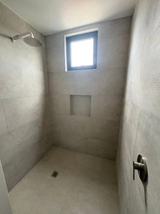 Apartamento en Venta | Vila Quince | Zona 15 VH2 | 2 habitaciones con balcón — Apartamento en Venta en Vila Quince, Zona 15, Guatemala, Ciudad — miniatura 3 de 11