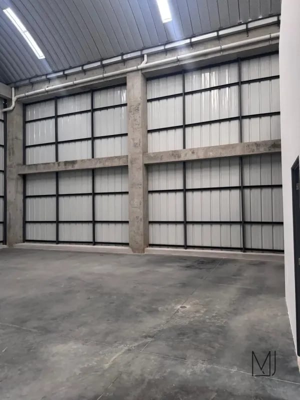 Ofibodega en Alquiler | K13 Santa Rosalía | Km 13 Carretera a El Salvador | Acceso logístico — Bodega / Ofibodega en Alquiler en Carretera a El Salvador, Guatemala, Ciudad — foto 1 de 11