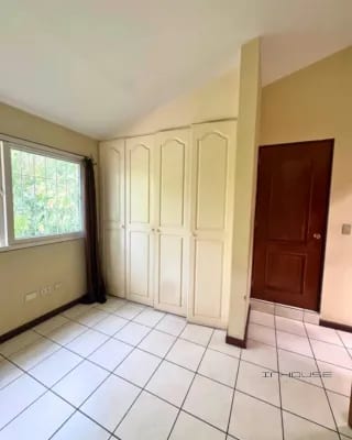 CASA EN VENTA EN ZONA 16 FRENTE AL COLEGIO SUIZO AMERICANO — Casa en Venta en Zona 16, Guatemala, Ciudad — miniatura 4 de 10