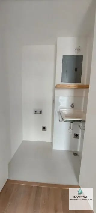 APARTAMENTO 2 DORMITORIOS CENTRICO ZONA 5 — Apartamento en Alquiler en Céntrico, Zona 5, Guatemala, Ciudad — miniatura 3 de 10