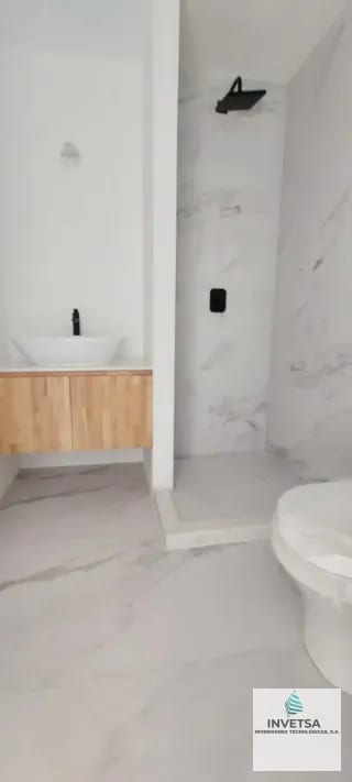 APARTAMENTO 3 DORMITORIOS CENTRICO ZONA 5 — Apartamento en Alquiler en Céntrico, Zona 5, Guatemala, Ciudad — miniatura 2 de 9