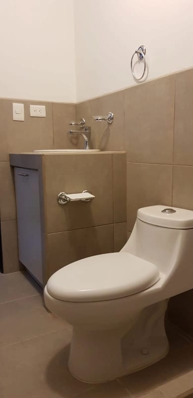 Apartamento en venta o renta en Cañadas 16 — Apartamento en Venta en Zona 16, Guatemala, Ciudad — foto 2 de 11
