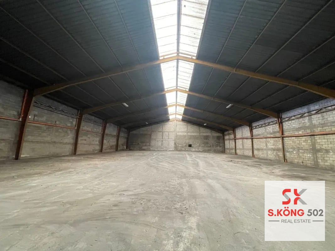 SE RENTA BODEGA INDEPENDIENTE EN EL NARANJO — Bodega / Ofibodega en Alquiler en Condado Naranjo, Zona 4 Mixco, Guatemala, Ciudad — foto 1 de 2