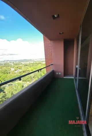 APARTAMENTO EN RENTA ZONA 10, CODIGO 28_AR11 — Apartamento en Alquiler en Zona 10, Guatemala, Ciudad — miniatura 1 de 13