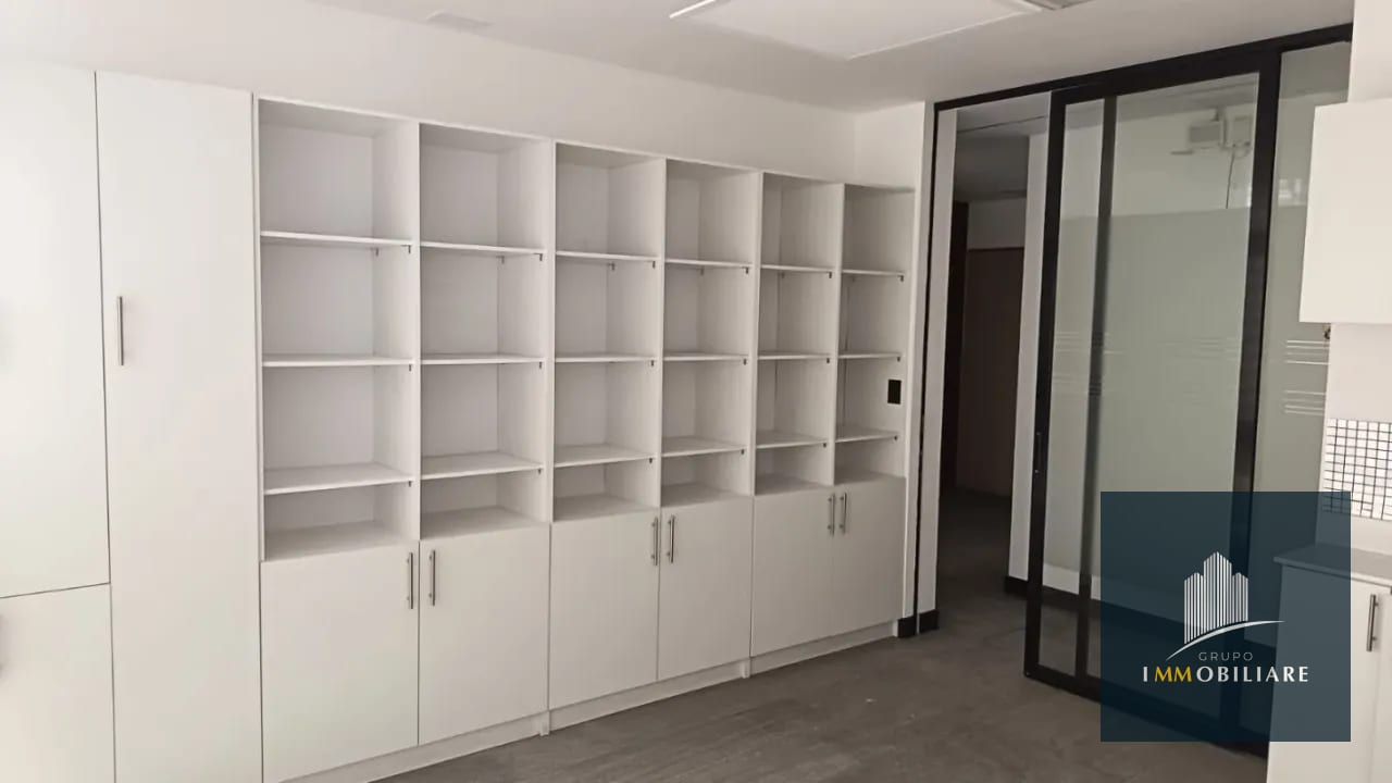 CLÍNICA MÉDICA EN ALQUILER RENOVATI ZONA 10 — Clínica en Alquiler en Renovati, Zona 10, Guatemala, Ciudad — foto 2 de 8