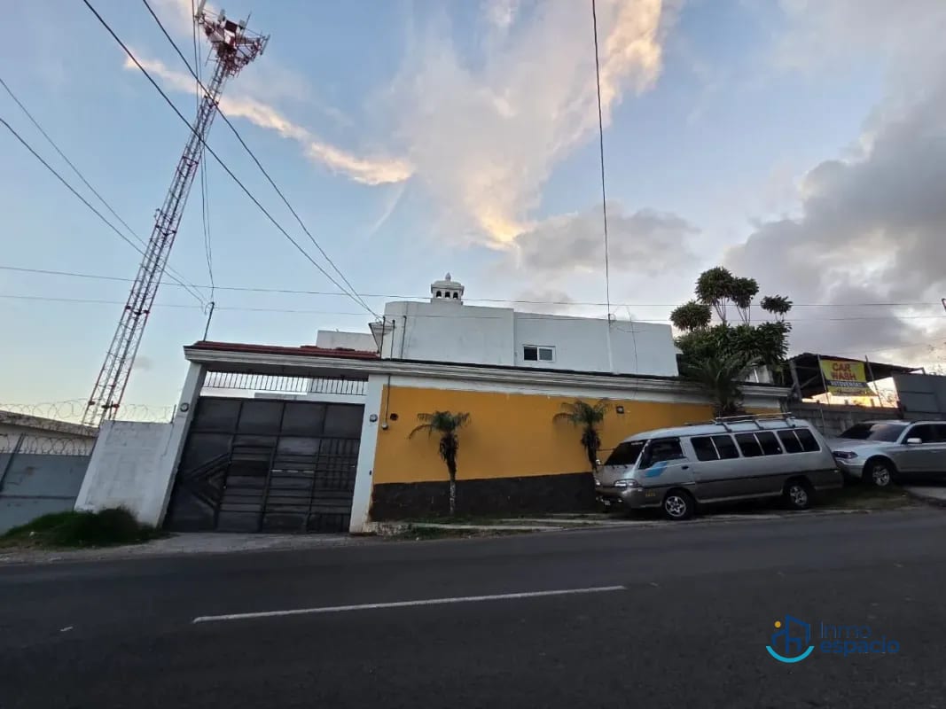 CASA EN VENTA, ZONA 8 DE MIXCO-SAN CRISTÓBAL 2, — Casa en Venta en Zona 8 Mixco, Guatemala, Ciudad — foto 1 de 16