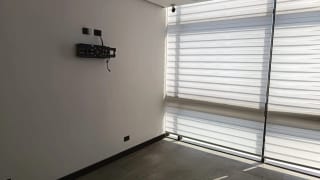 📍 CLÍNICA MÉDICA EN ALQUILER – 50 M² + AMUEBLADA | RENOVATI | ZONA 10 — Clínica en Alquiler en Renovati, Zona 10, Guatemala, Ciudad — miniatura 8 de 9
