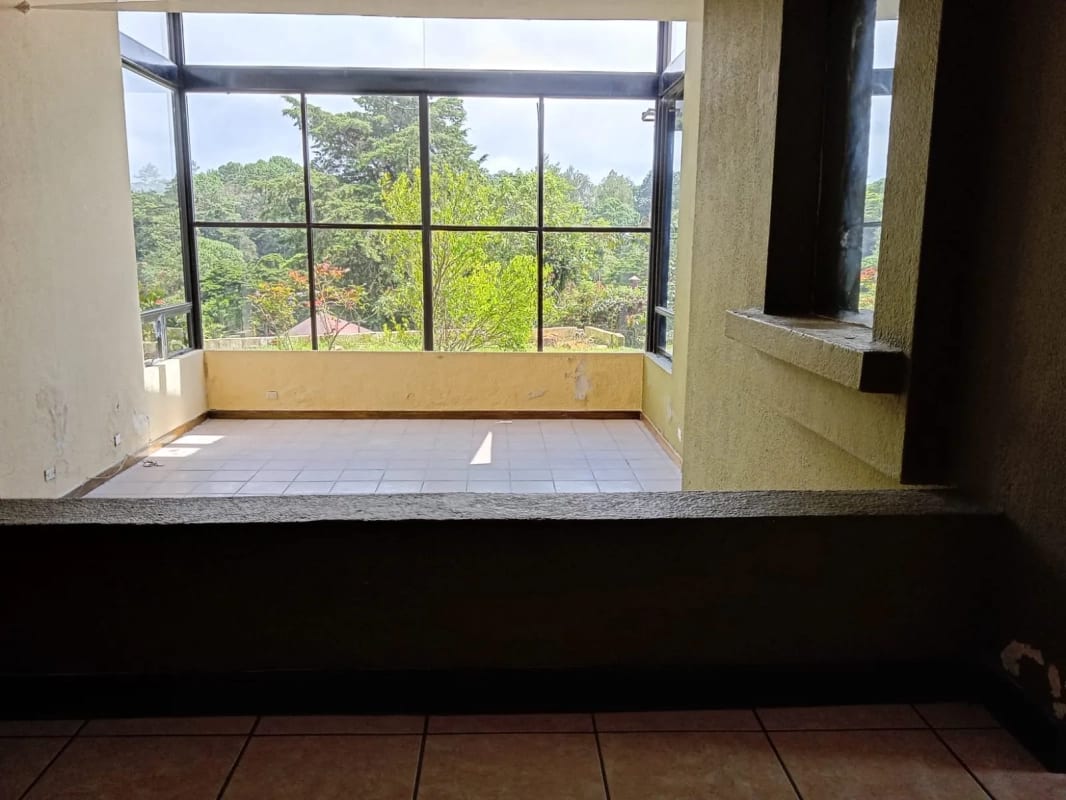 Casa en Venta -  Lomas de San Rafael km16  CAES — Casa en Venta en Lomas de San Rafael, Carretera a El Salvador, Guatemala, Ciudad — foto 12 de 12