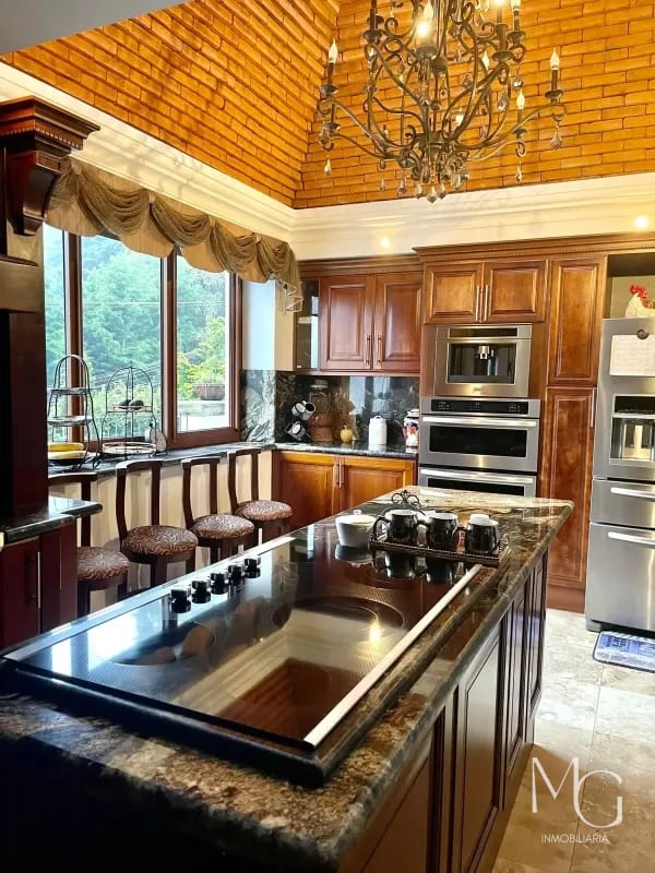 VENDO ESPECTACULAR CASA, CONDOMINIO LA ESPAÑOLA, KM 14.5, CAES — Casa en Venta en La Española, Carretera a El Salvador, Guatemala, Ciudad — foto 13 de 13