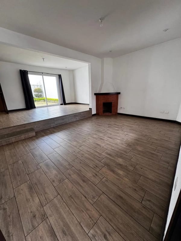 Casa en Venta Km. 22.5 CAES Villa Capelo — Casa en Venta en km 21-25, Carretera a El Salvador, Guatemala, Ciudad — foto 17 de 17