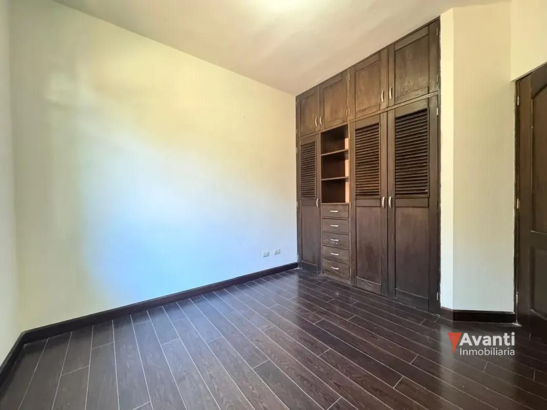 ALQUILER APARTAMENTO CARRETERA A EL SALVADOR, KM.16.5 — Apartamento en Alquiler en Villa Tiepolo, Carretera a El Salvador, Guatemala, Ciudad — foto 11 de 17