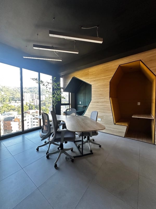 Apartamento en alquiler-Edificio Quince Esquina, Z.15 VHI — Apartamento en Alquiler en Quince Esquina, Zona 15, Guatemala, Ciudad — foto 9 de 11