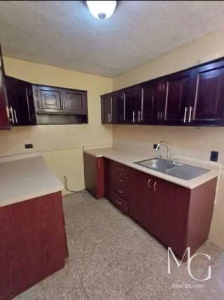 Casa en renta en zona 16 — Casa en Venta en Zona 16, Guatemala, Ciudad — miniatura 7 de 9