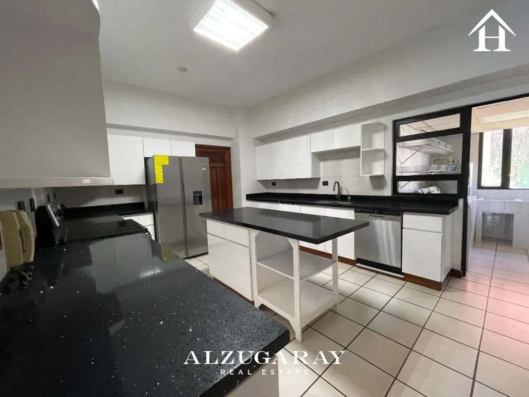 APTO AMPLIO C/ VISTA, Z.14 2 HAB. / EDIFICIO EXCLUSIVO — Apartamento en Alquiler en Zona 14, Guatemala, Ciudad — foto 9 de 13