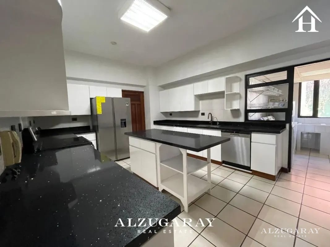 APTO AMPLIO C/ VISTA, Z.14 2 HAB. / EDIFICIO EXCLUSIVO — Apartamento en Alquiler en Zona 14, Guatemala, Ciudad — foto 9 de 13