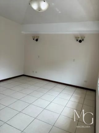 🔰CASA EN VENTA EN SAN JOSÉ PINULA DENTRO DE CONDOMINIO MONTESANO (Ideal inversionista) — Casa en Venta en Carretera a El Salvador, Guatemala, Ciudad — miniatura 7 de 9