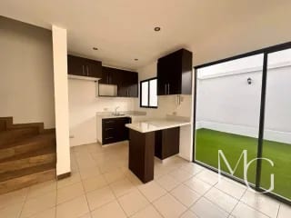 Townhouse en venta en Ciudad San Cristóbal — Casa en Venta en all, Guatemala, Ciudad — miniatura 12 de 13