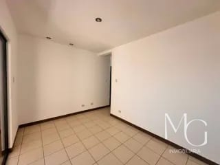 Townhouse en venta en Ciudad San Cristóbal — Casa en Venta en all, Guatemala, Ciudad — miniatura 6 de 13