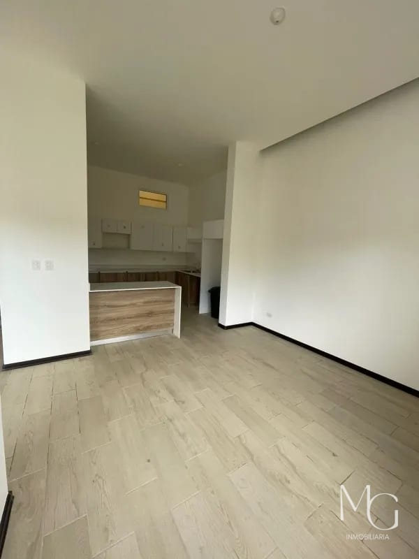 CASA EN VENTA PARA ESTRENAR, TRIVENTO DE SAN VICENTE, FRAIJANES — Casa en Venta en Carretera a El Salvador, Guatemala, Ciudad — foto 9 de 9