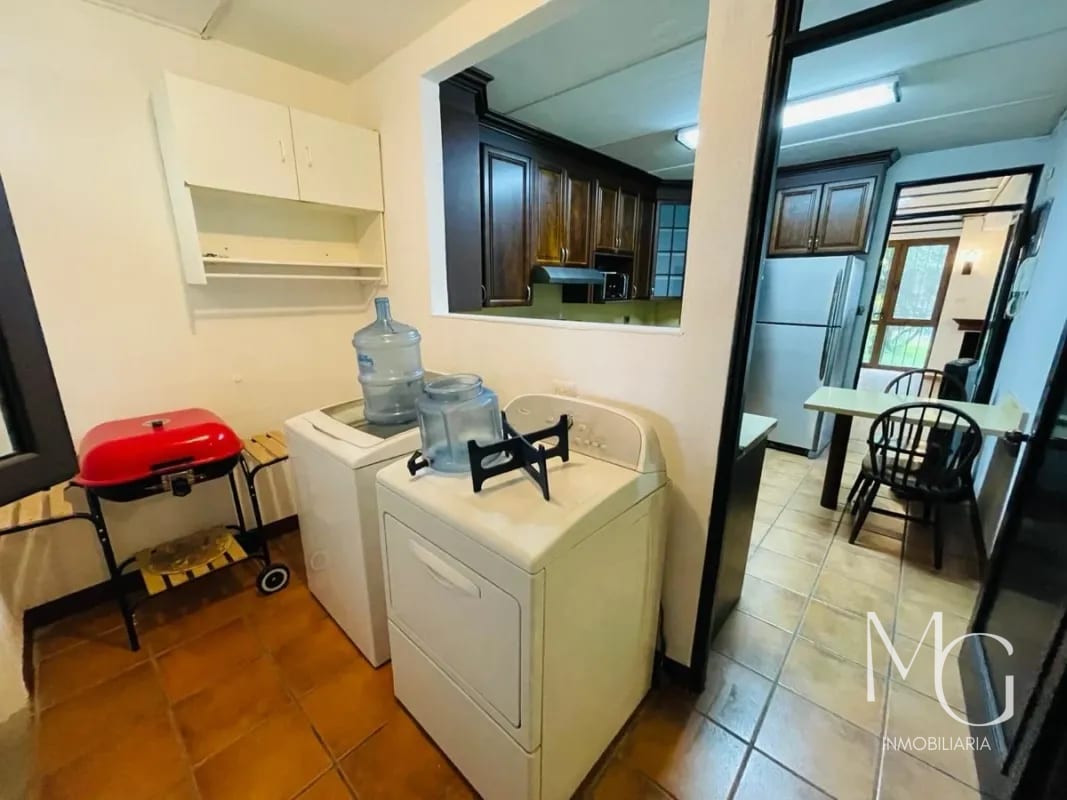 CASA EN RENTA EN ZONA 10 FUERA DE GARITA — Casa en Venta en Zona 10, Guatemala, Ciudad — foto 2 de 9