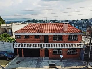 Casa en VENTA COLONIA EL TESORO zona 2 de Mixco — Casa en Venta en Zona 2 Mixco, Guatemala, Ciudad — miniatura 1 de 8