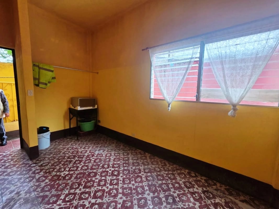 Casa en VENTA COLONIA EL TESORO zona 2 de Mixco — Casa en Venta en Zona 2 Mixco, Guatemala, Ciudad — foto 4 de 8