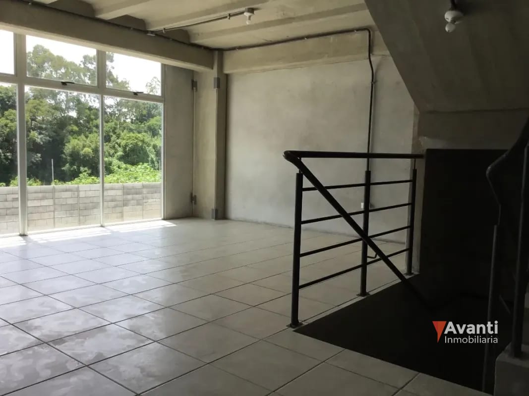 VENDO BODEGA ZONA 4 MIXCO, DENTRO DE COMPLEJO — Bodega / Ofibodega en Venta en Zona 4 Mixco, Guatemala, Ciudad — foto 11 de 15