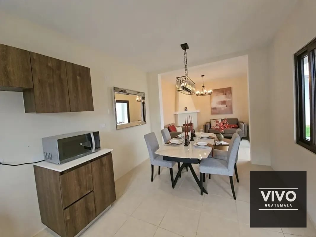 Se renta casa, Paseo San Lorenzo, Antigua GT, 5 hab, $1200 — Casa en Alquiler en Antigua, Sacatepéquez — foto 9 de 12