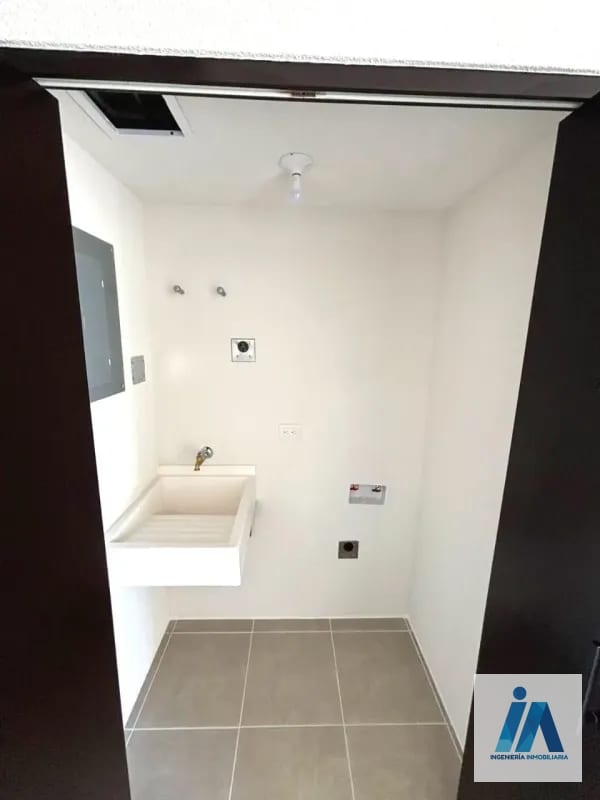 APARTAMENTO EN VENTA / ALQUILER – 📍Edificio Esenta, Zona 12 | Ubicación céntrica — Apartamento en Venta en Zona 12, Guatemala, Ciudad — foto 2 de 10