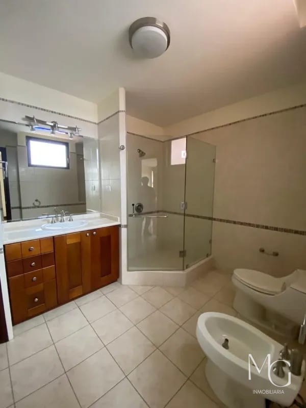 Apartamento en venta zona 14 — Apartamento en Venta en Zona 14, Guatemala, Ciudad — foto 9 de 13