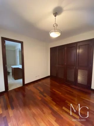 Apartamento en venta zona 14 — Apartamento en Venta en Zona 14, Guatemala, Ciudad — miniatura 7 de 13