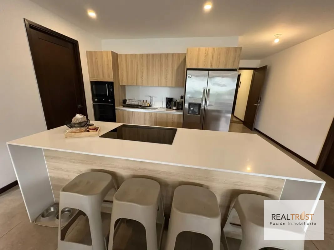 VENDO APARTAMENTO CON VISTAS ESPECTACULARES - ALBERO SAN LÁZARO ZONA 15 — Apartamento en Venta en San Lázaro, Zona 15, Guatemala, Ciudad — foto 7 de 16
