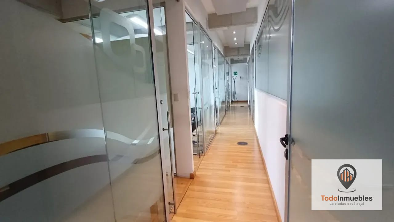 Oficina Amueblada en Renta en z10 — Oficina en Alquiler en Zona 10, Guatemala, Ciudad — foto 1 de 12