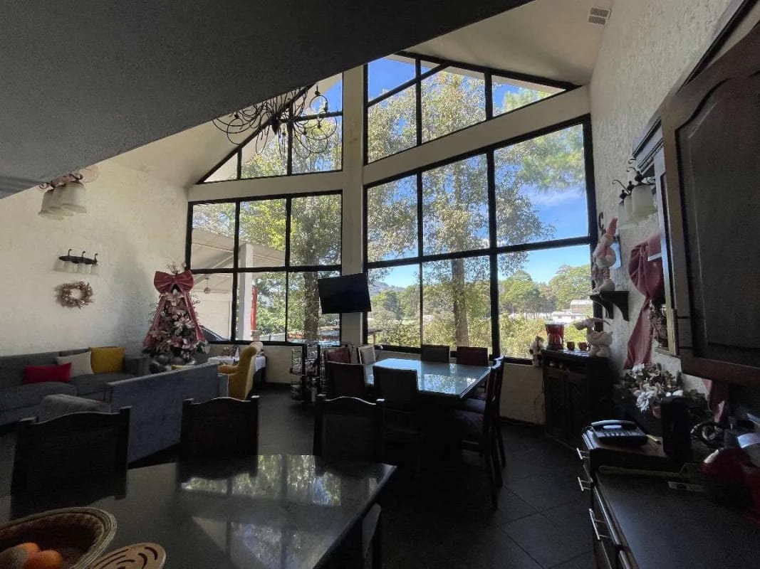 VENDO CASA EN SAN LUCAS. KM 26.5 CARRETERA ITERAMERICANA. RESIDENCIAL ANDALUCIA. 4 DORMITORIOS — Casa en Venta en San Lucas Sacatepéquez, Sacatepéquez — foto 4 de 17
