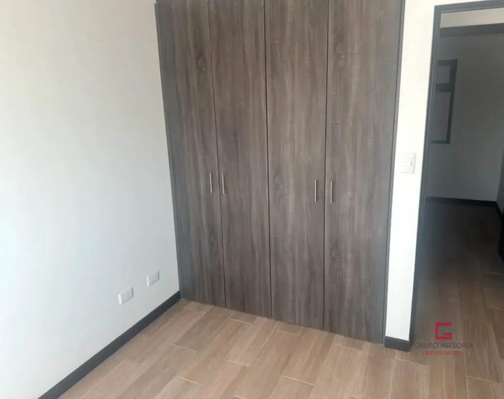 Apartamento en renta Petapolis zona 12 - Miniatura 3