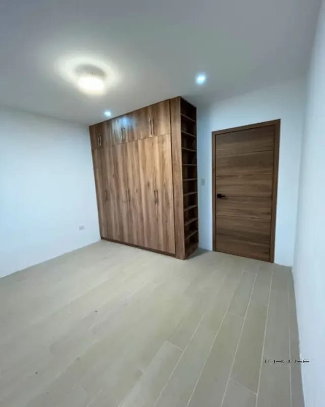 CASA EN VENTA EN ZONA 16 EN PLANOS — Casa en Venta en Hacienda Real, Zona 16, Guatemala, Ciudad — foto 10 de 14