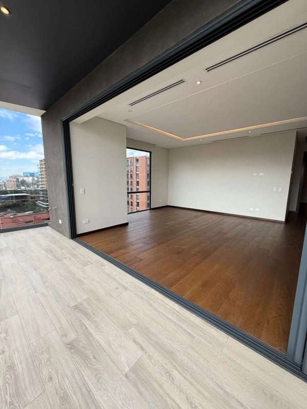 Apartamento en renta y venta en zona 10 — Apartamento en Alquiler en Santa Sofía 7AV, Zona 10, Guatemala, Ciudad — foto 13 de 14