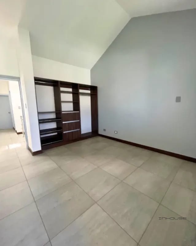 CASA EN VENTA EN SAN JOSE PINULA KM 19.2 CON APARTAMENTO INDEPENDIENTE — Casa en Venta en San José Pinula, Guatemala, Ciudad — foto 4 de 12