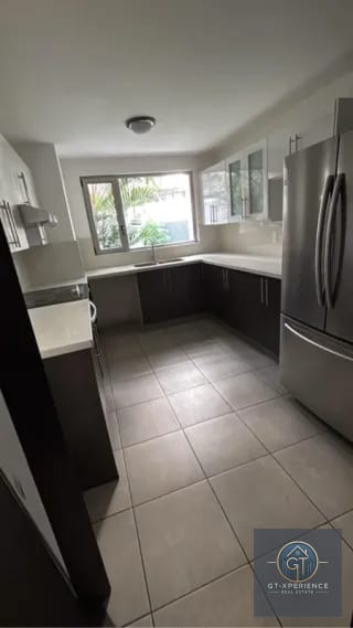 Lindo apartamento en edificio Attica, Zona 14 — Apartamento en Alquiler en Attica, Zona 14, Guatemala, Ciudad — miniatura 13 de 14